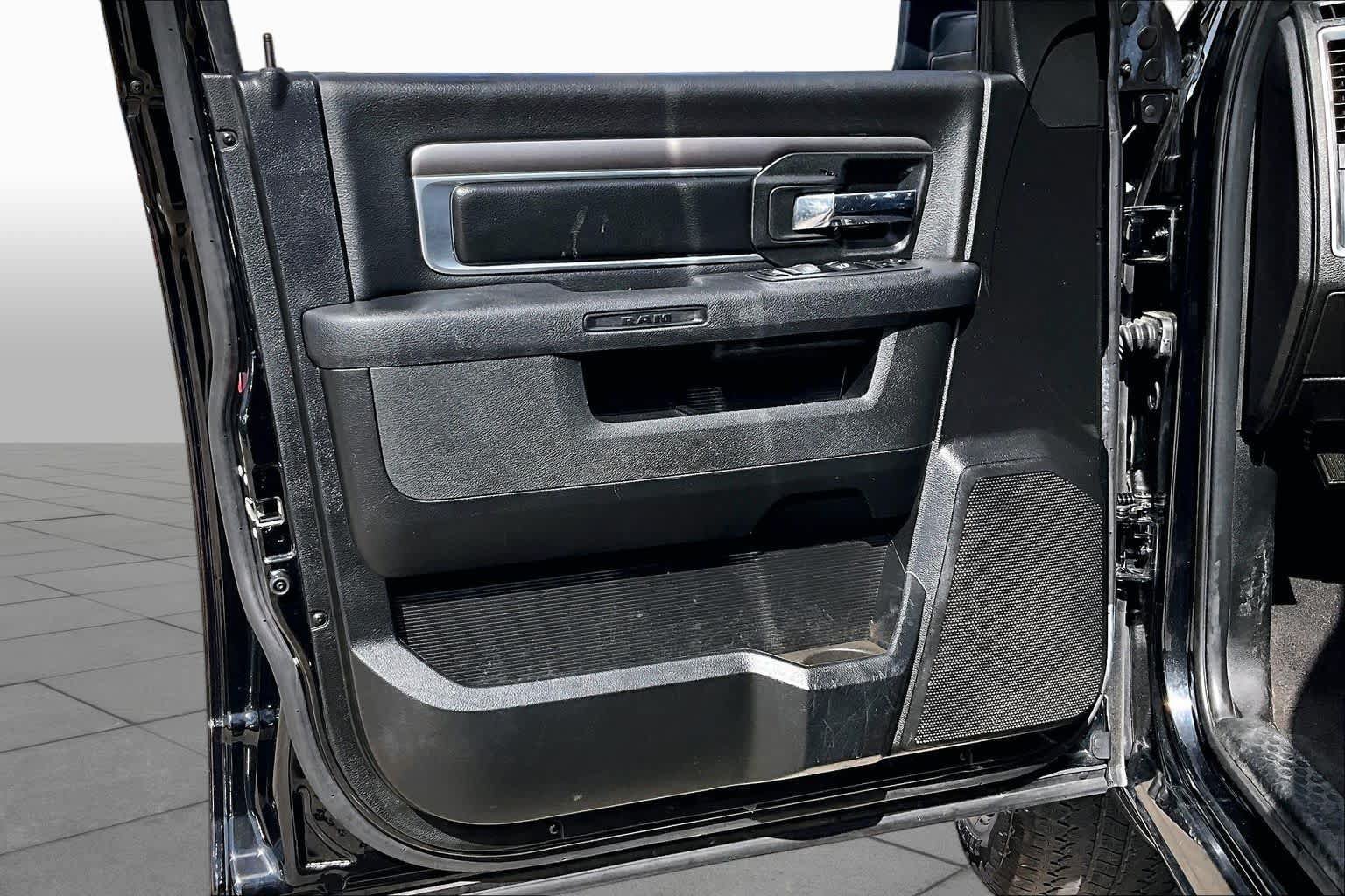 Used 2024 RAM 1500 Warlock w/ Electronics Group RWD image 22