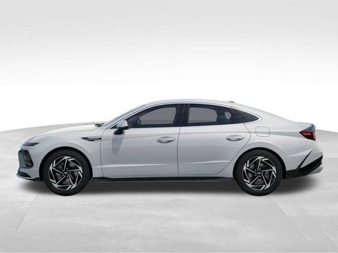 New 2026 Hyundai Sonata SEL image 3
