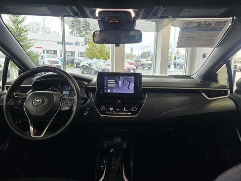 Certified 2023 Toyota Corolla SE w/ SE Package image 25