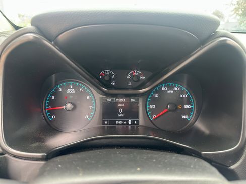 Used 2021 Chevrolet Colorado LT w/ Safety Package RWD image 18