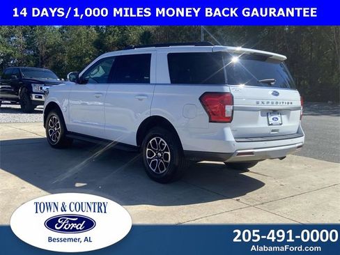 Certified 2024 Ford Expedition XLT image 4
