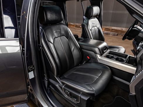 Used 2017 Ford F350 Platinum w/ Platinum Ultimate Package image 31