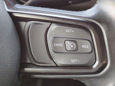 Used 2019 Jeep Wrangler Unlimited Sport S image 23