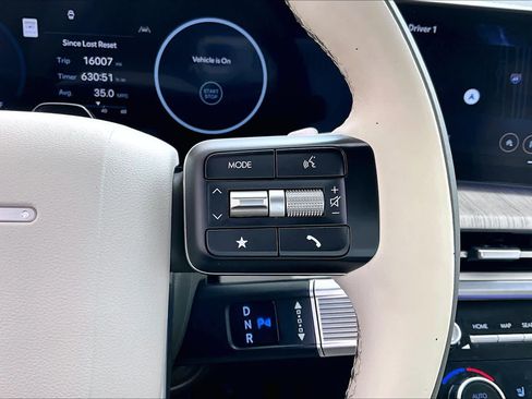 Certified 2025 Hyundai Santa Fe Calligraphy image 25