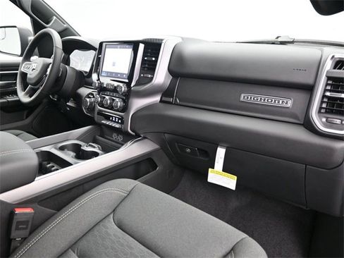 New 2026 RAM 1500 4x4 Crew Cab image 10