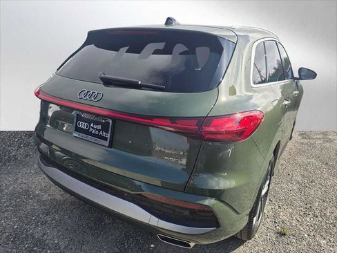 New 2025 Audi Q5 Prestige image 3