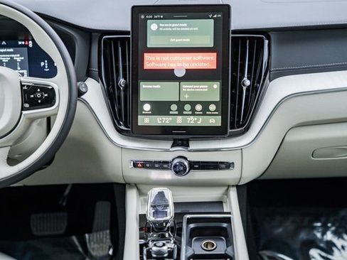 New 2026 Volvo XC60 B5 Ultra w/ Protection Package Premier image 20