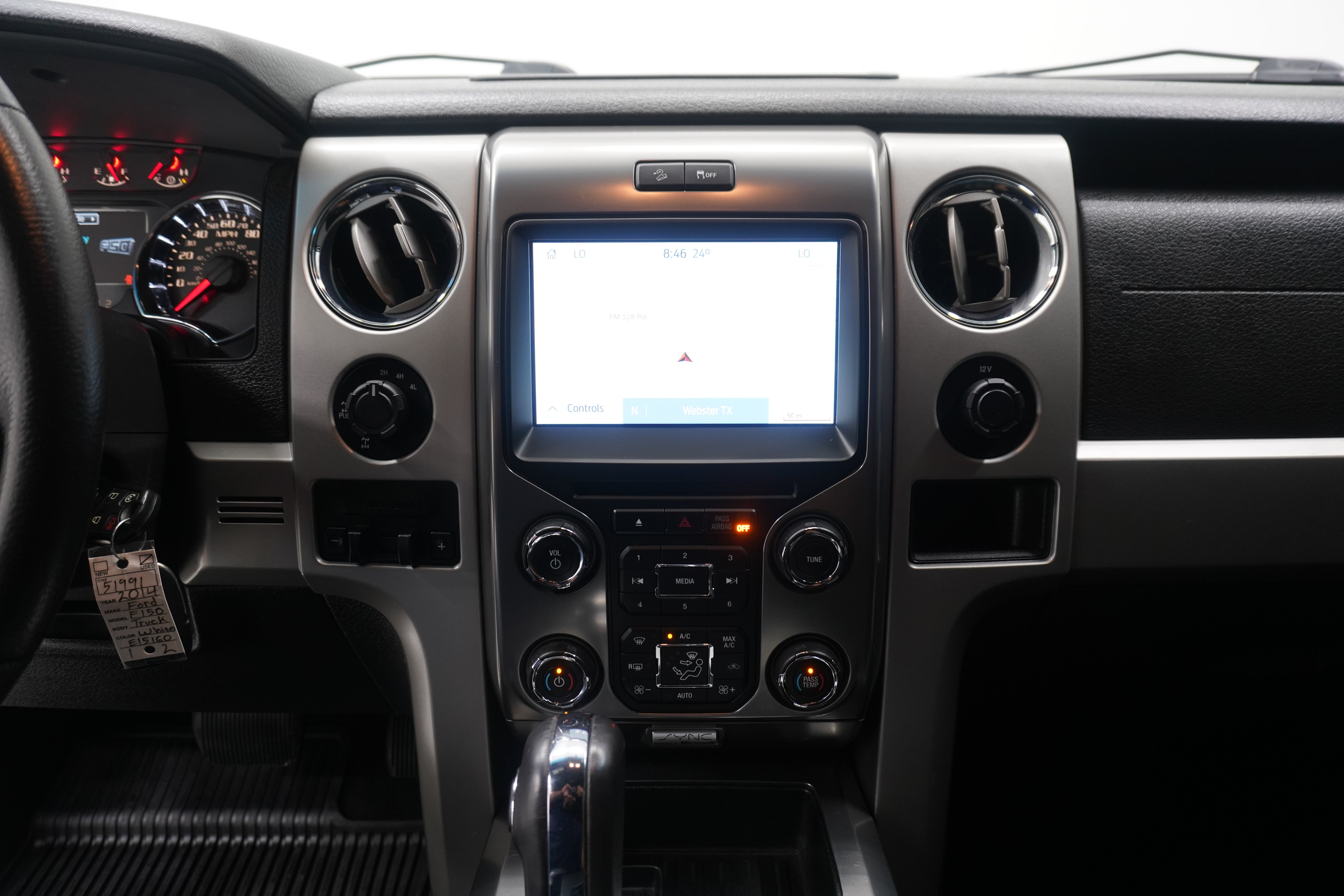 Used 2014 Ford F150 FX4 w/ Equipment Group 402A Luxury AWD/4WD image 23