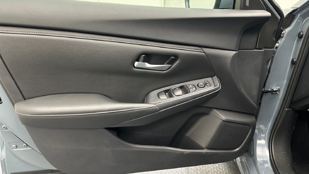 New 2027 Nissan Sentra SV w/ Floor Mat Package FWD image 15