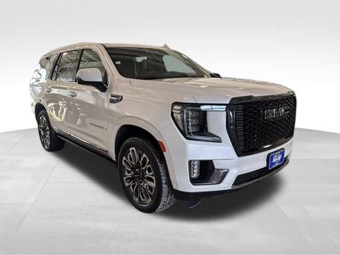 Used 2023 GMC Yukon Denali Ultimate image 8