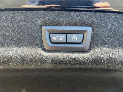 Used 2021 BMW 530i xDrive w/ Convenience Package image 38