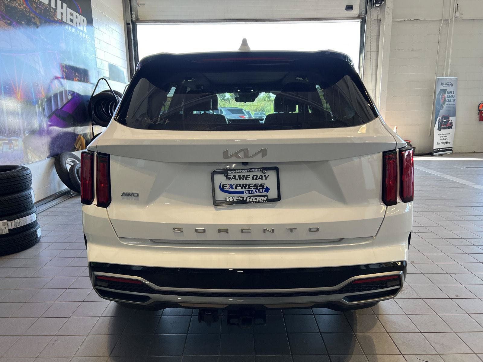 Used 2022 Kia Sorento SX AWD/4WD image 9