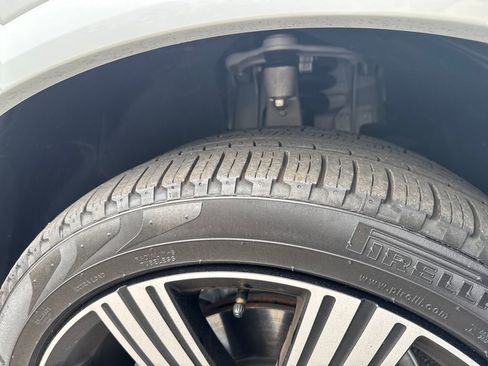 Used 2024 Volvo XC90 B6 Plus w/ Protection Package Premier image 34