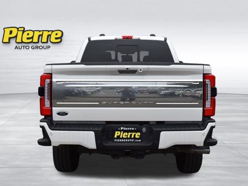Used 2024 Ford F350 Platinum w/ FX4 Off-Road Package image 5