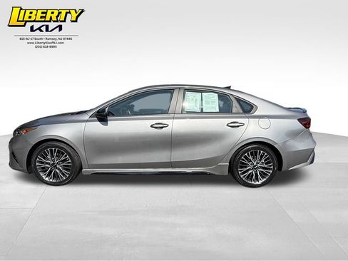 Used 2023 Kia Forte GT-Line FWD image 4