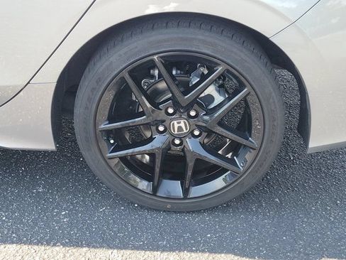 Used 2024 Honda Civic Sport image 27