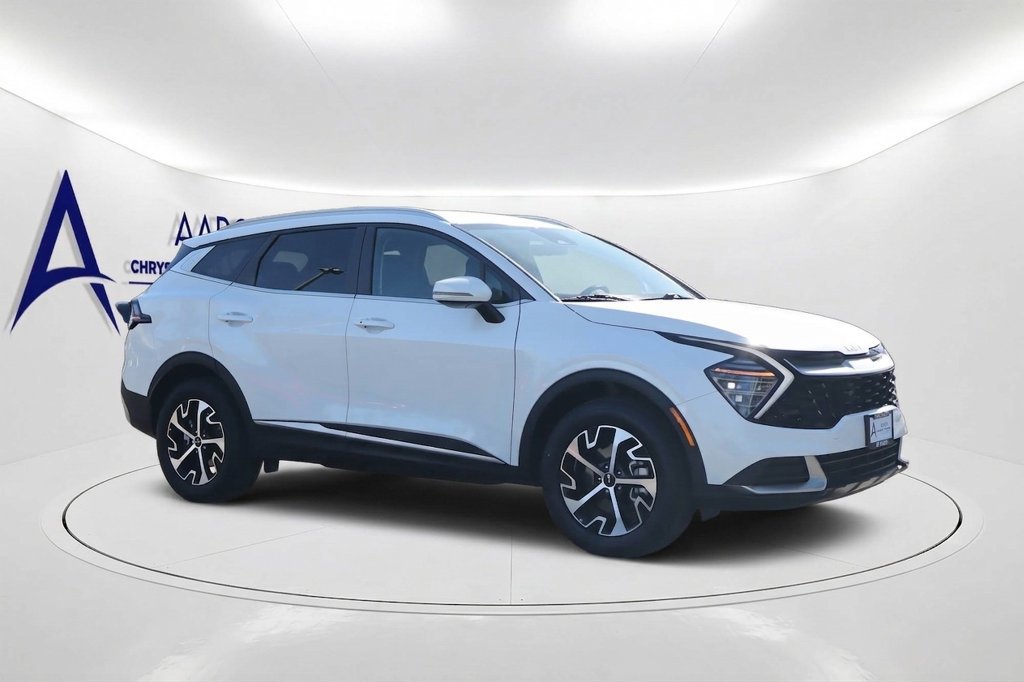 Used 2024 Kia Sportage EX AWD/4WD image 3