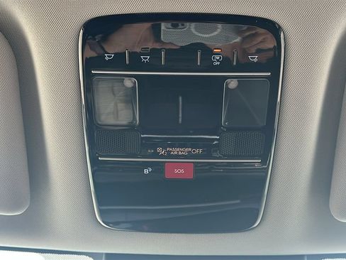 Used 2025 Hyundai Santa Fe SE FWD image 30