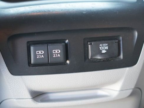 Used 2020 Toyota Sienna LE image 37