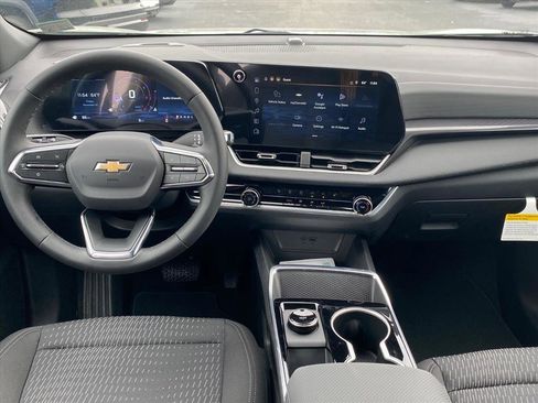 New 2026 Chevrolet Equinox LT image 13