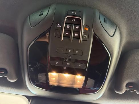 Certified 2023 Maserati Levante GT AWD/4WD image 17