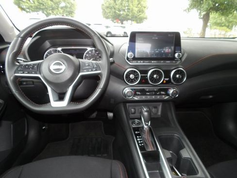 Certified 2024 Nissan Sentra SR image 14