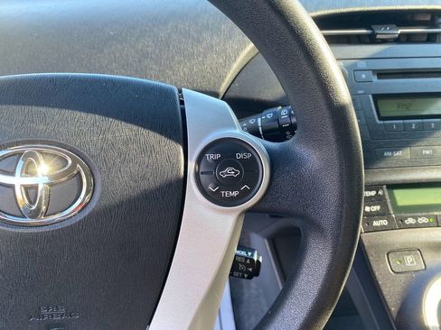 Used 2011 Toyota Prius Two image 17