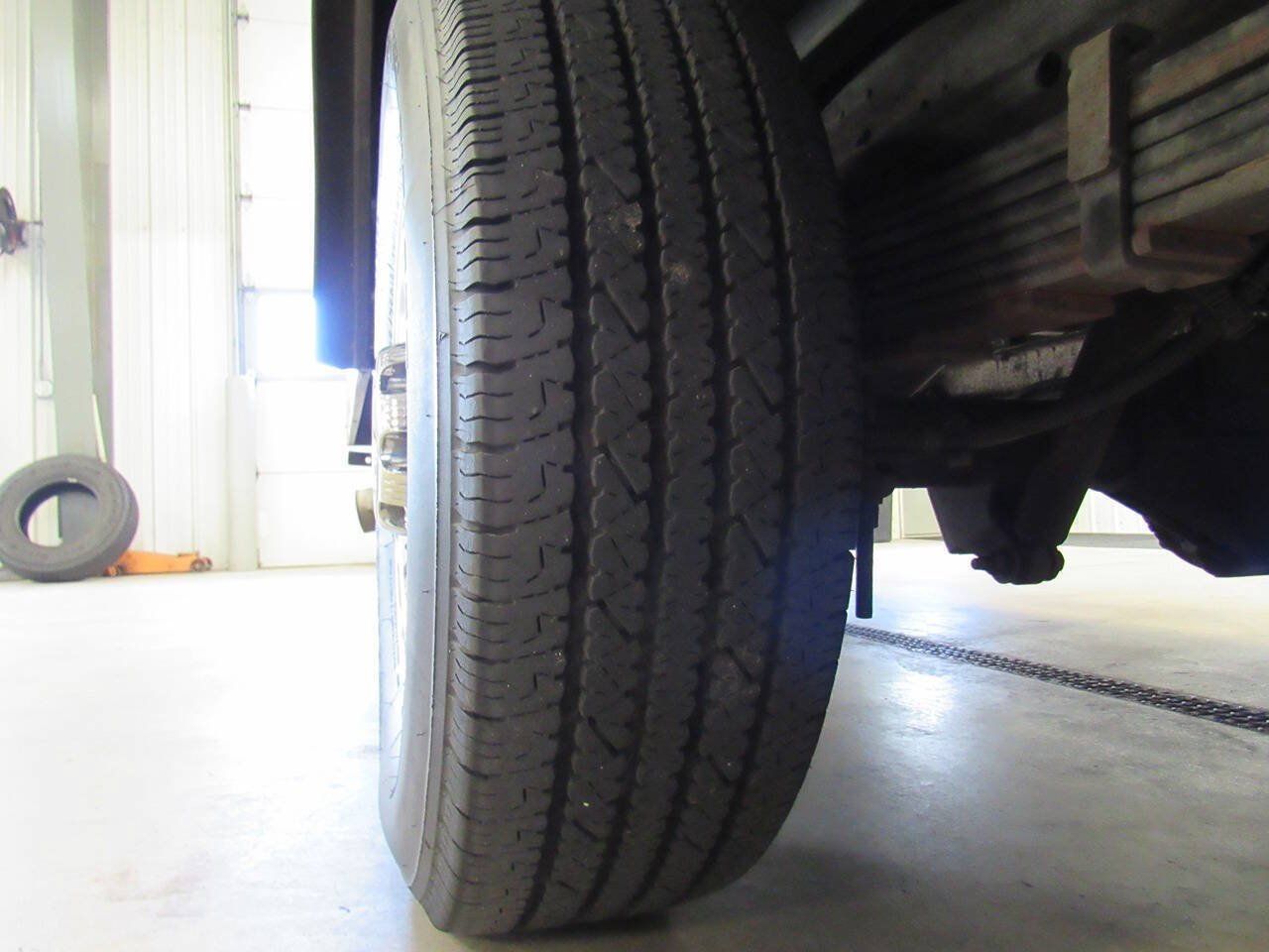Used 2023 GMC Savana 3500 w/ Power Convenience Package RWD image 26