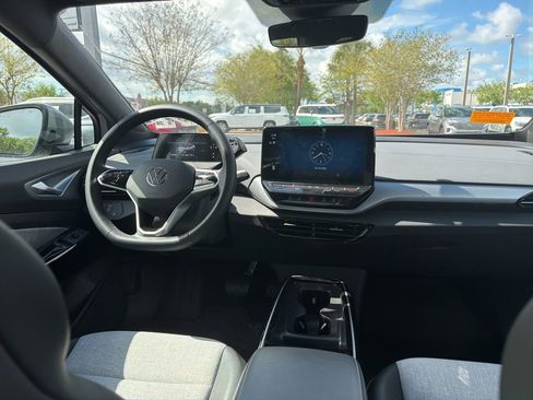 Used 2023 Volkswagen ID.4 Pro image 10