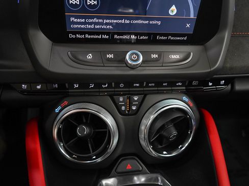 Used 2020 Chevrolet Camaro ZL1 RWD image 20