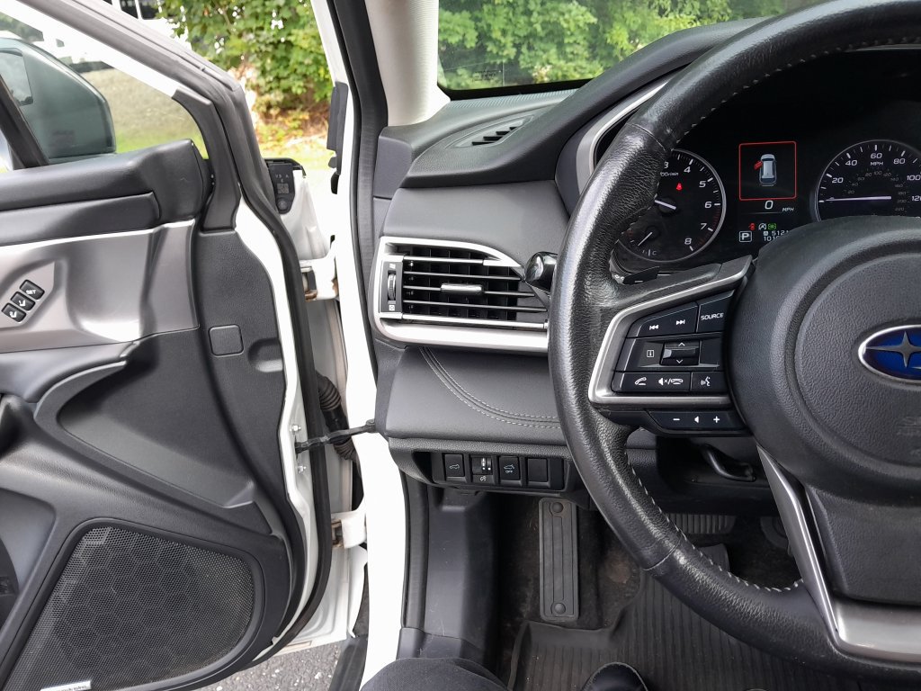 Used 2023 Subaru Outback Limited AWD/4WD image 18