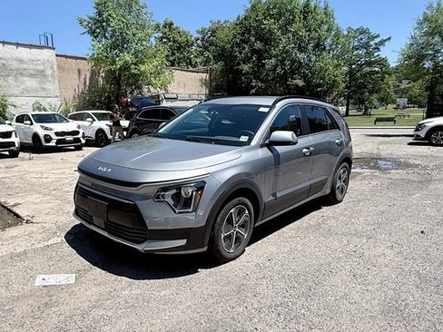 Certified 2023 Kia Niro EX FWD image 1