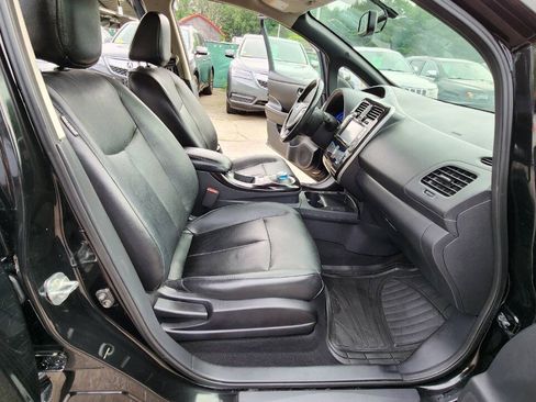 Used 2013 Nissan Leaf SL FWD image 37