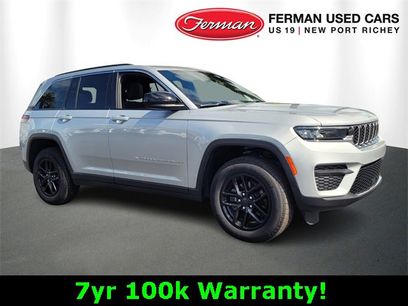 Certified 2025 Jeep Grand Cherokee Laredo X w/ Luxury Tech Group I