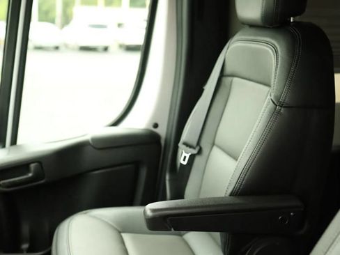 Used 2024 RAM ProMaster 3500 w/ Leather Interior Group FWD image 14
