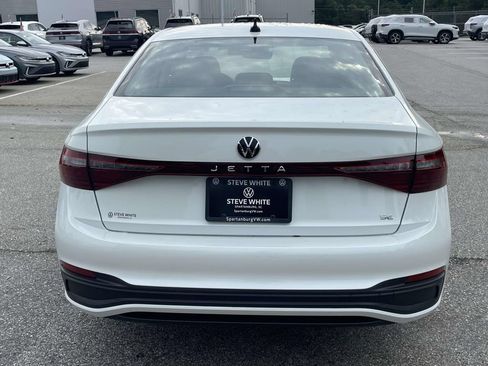 New 2026 Volkswagen Jetta SE FWD image 6