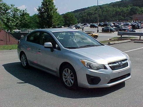 Used 2014 Subaru Impreza 2.0i Premium w/ All-Weather Package w/CVT AWD/4WD image 1