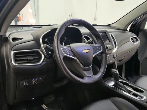 Used 2020 Chevrolet Equinox LT w/ Driver Convenience Package image 22