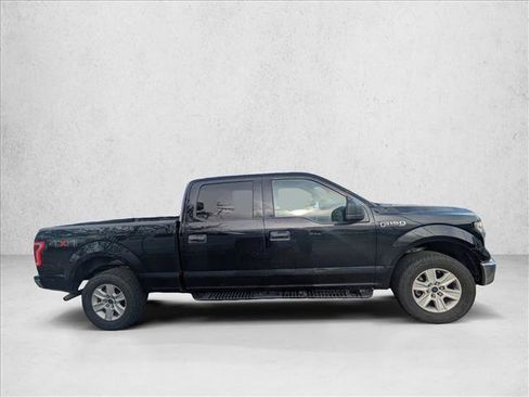 Used 2016 Ford F150 XLT w/ Heavy-Duty Payload Package AWD/4WD image 4