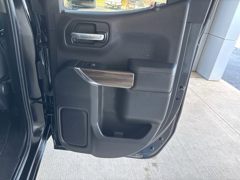 Used 2022 Chevrolet Silverado 1500 RST w/ LPO, Blackout Package image 26