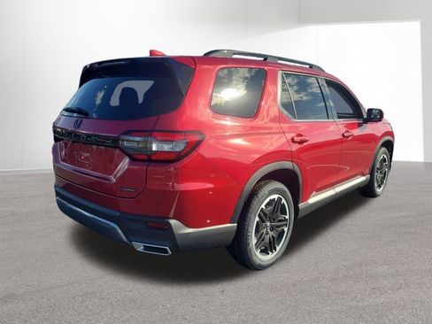 New 2026 Honda Pilot Touring image 13