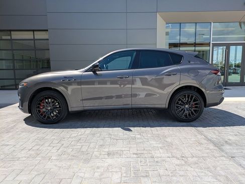 Used 2024 Maserati Levante Modena Ultima AWD/4WD image 8
