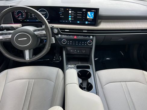 Used 2025 Hyundai Sonata Limited FWD image 15