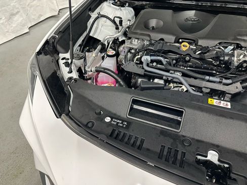 Used 2025 Toyota Camry SE image 66