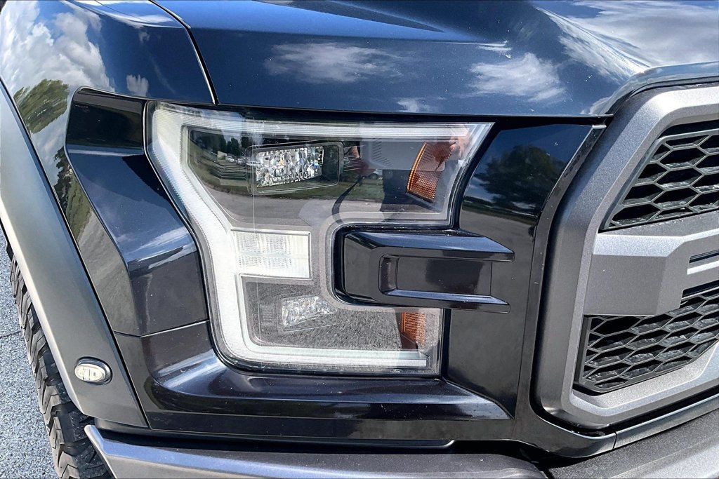 Used 2019 Ford F150 Raptor w/ Equipment Group 802A Luxury AWD/4WD image 27