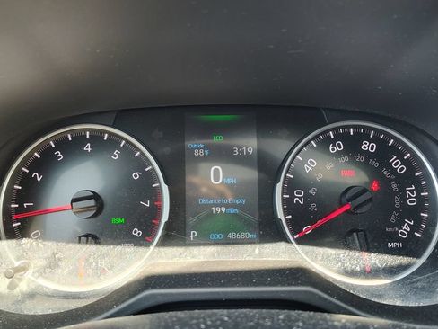 Used 2021 Toyota RAV4 XLE w/ Convenience Package AWD/4WD image 14