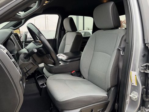 Used 2024 RAM 2500 Big Horn image 26