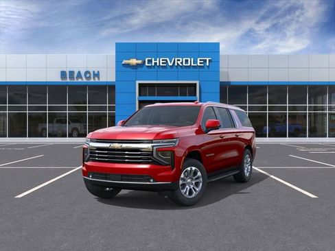New 2025 Chevrolet Suburban LT w/ Comfort Package image 8