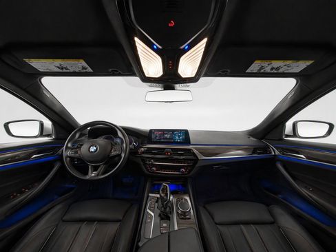 Used 2019 BMW 540i w/ Premium Package RWD image 12