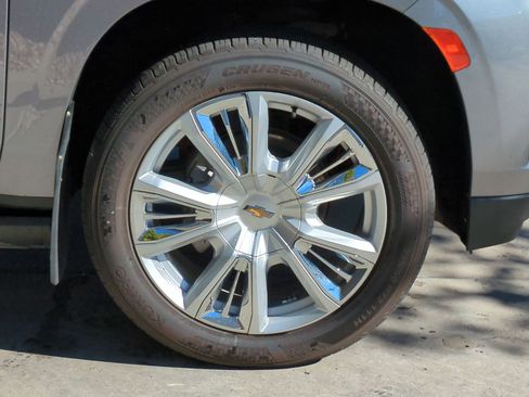 Used 2021 Chevrolet Tahoe High Country w/ Premium Package image 30